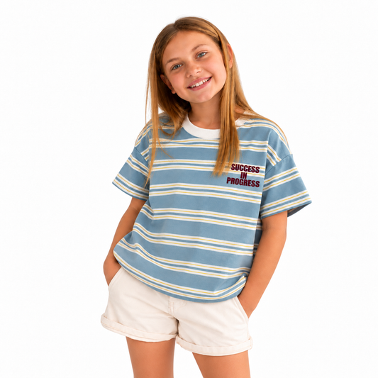 Remera Success Celeste - vista frontal con modelo - Don Gato Kids