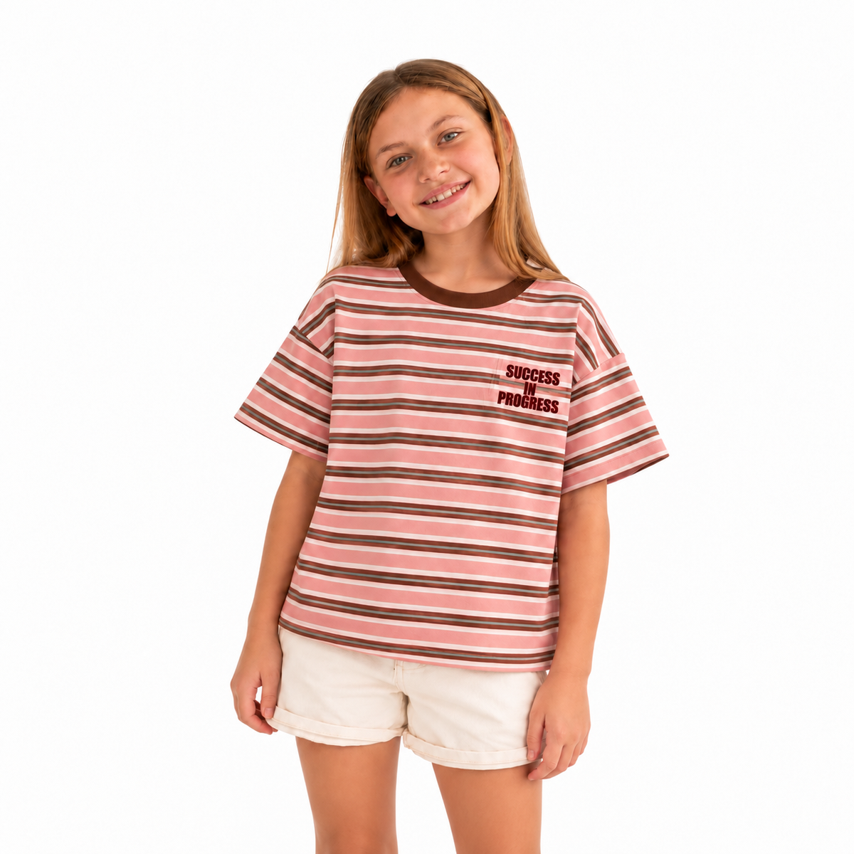 Remera Success Rosa - vista frontal con modelo - Don Gato Kids